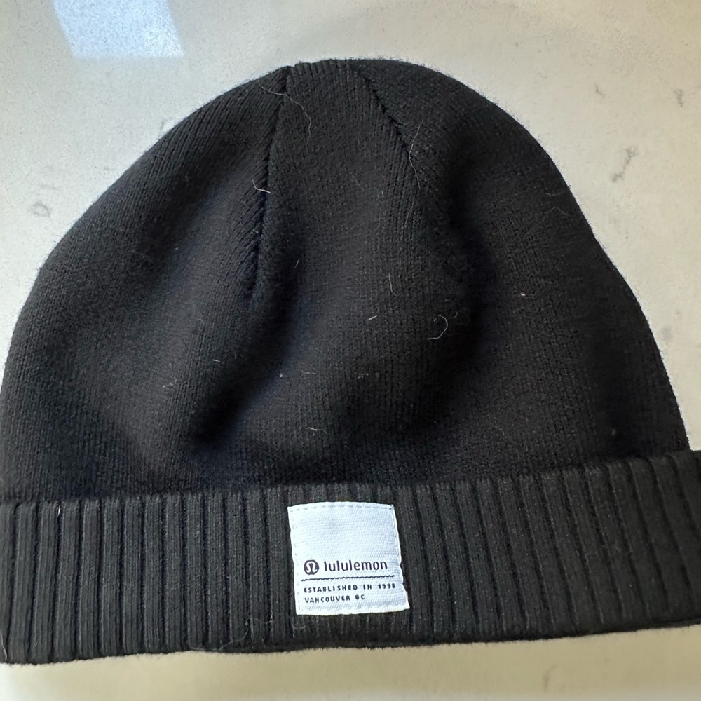 Lululemon men’s wool hat